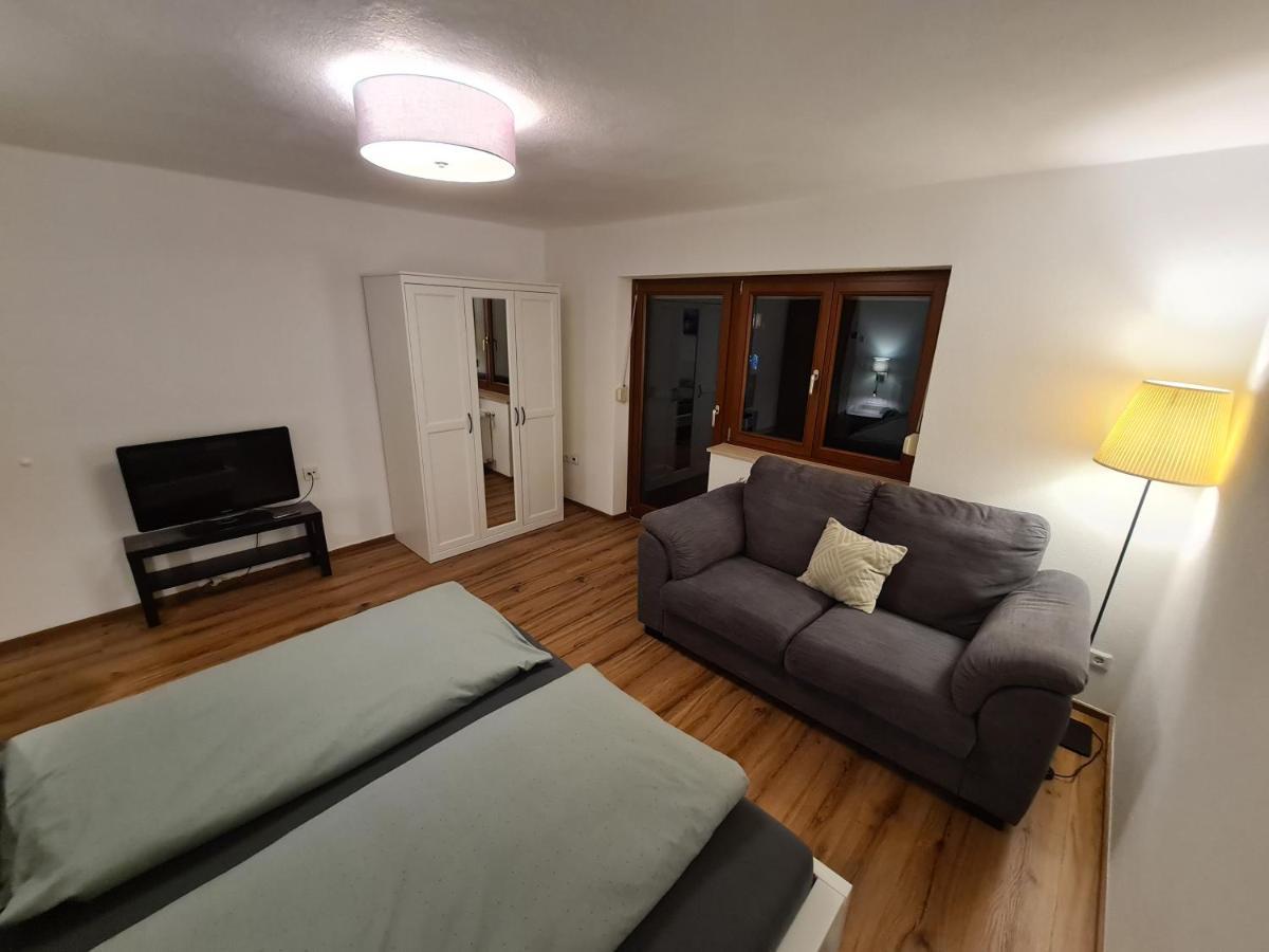 Ferienwohnung Scharf 罗伊特 外观 照片